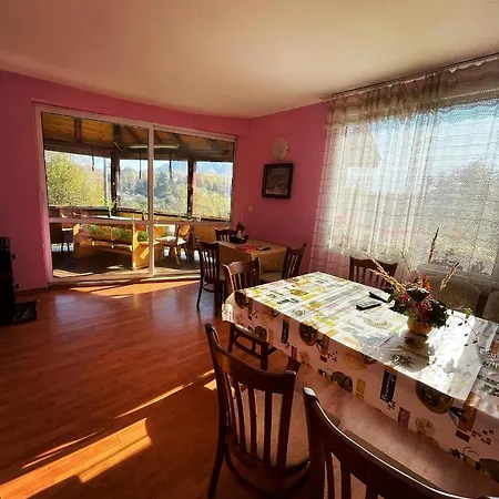 Diva 3* أبريلتسي