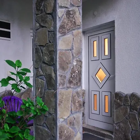 بيت ضيافة Diva أبريلتسي